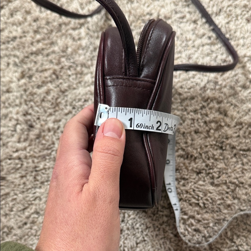 Vintage 90’s Etienne Aigner Leather Crossbody Mini Camera Bag - Picture 9 of 9